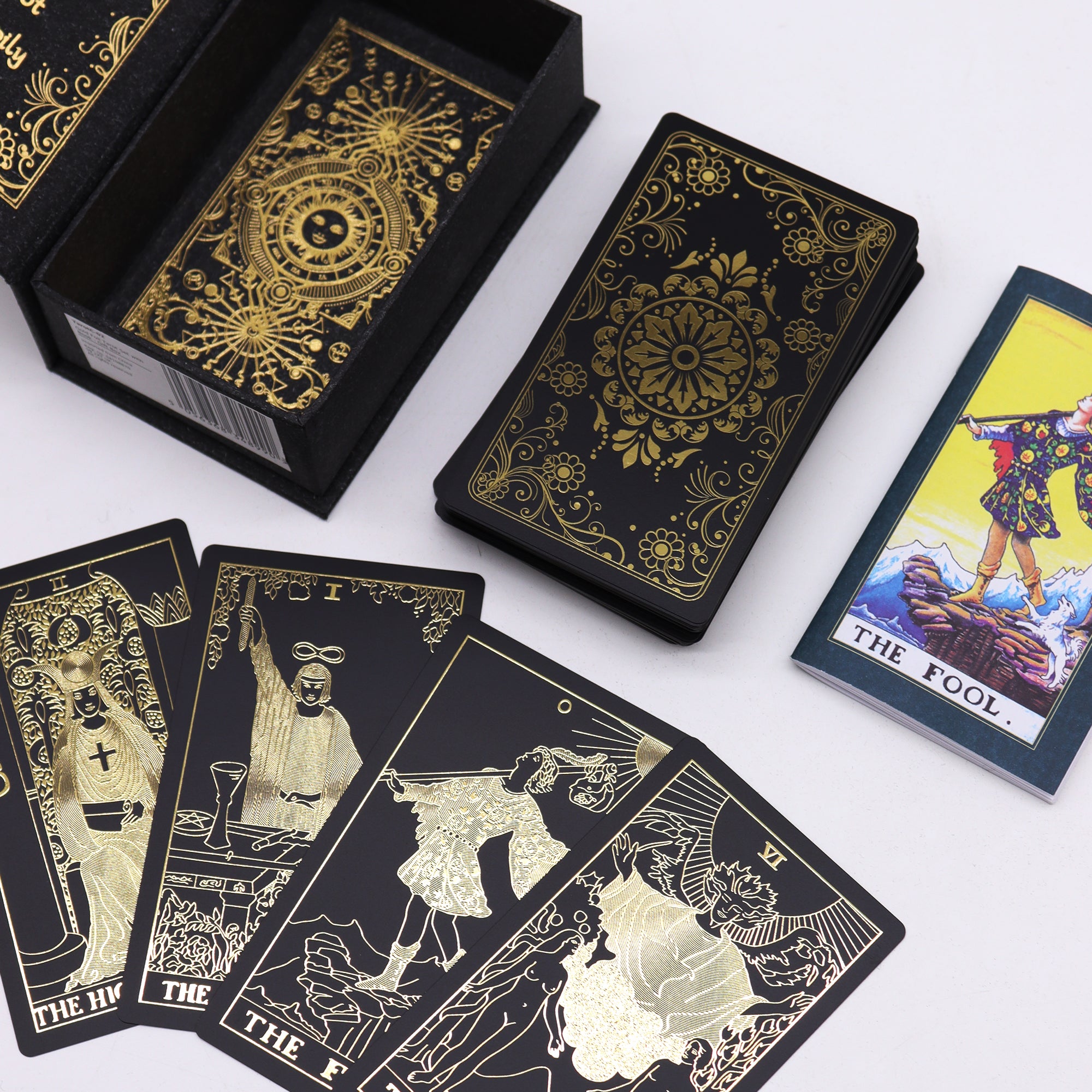 Juego de Cartas Tarot con Lámina de Oro
